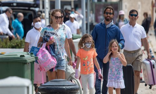 Sestre Ecclestone s obiteljima stigle u Hrvatsku: Snimljene na luksuznoj jahti u Dubrovniku