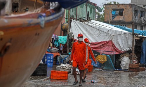Mumbai u stanju visoke pripravnosti, evakuirano 100.000 ljudi zbog ciklona Nisarga