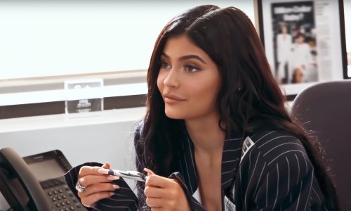 Kylie Jenner pokazala što misli o oduzetoj tituli milijarderke: 'Moj lijek za sve'