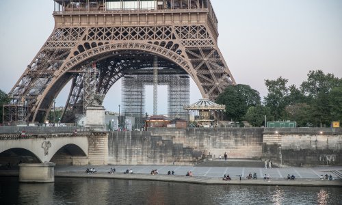 Pariz zabranio prosvjed zbog Floydove smrti ispred američkog veleposlanstva