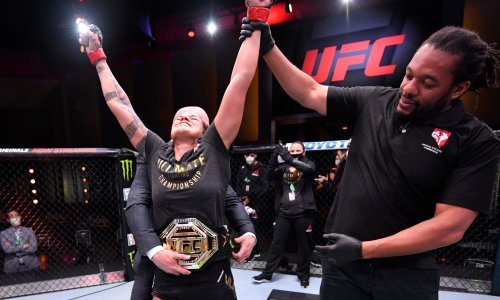 Amanda Nunes potvrdila da je možda najbolja borkinja u povijesti; dva strašna 'walk off' nokauta, a jedan borac nije stigao tapkati nego je 'zaspao'