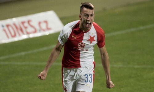 Mladog Hrvata svi uspoređuju s Mandžukićem i Džekom, a najveći uzor mu je treći 'gorostas'; svega jedan gol ga dijeli od najboljih strijelaca lige!