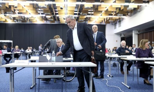 HDZ zatražio da se prodaja APIS-a izostavi s dnevnog reda Skupštine, Bandić ih odbio