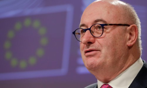 Povjerenik Hogan razmatra mogućnost kandidiranja za šefa WTO-a