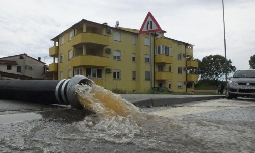 Novac potrošen, radovi završeni, a Pula i dalje pliva! Zašto?