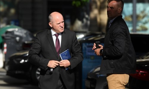 Bačić: Poklonjeni sat kasnije sam donirao, a od Milanovića očekujem da otkrije poslovne partnere