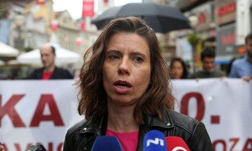 Peović: Ogromna štednja u bankama mogla bi se na neki način iskoristiti u sanaciji krize