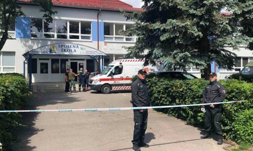 Učitelj u Slovačkoj izboden nožem, učiteljica u teškom stanju; napadač ubijen