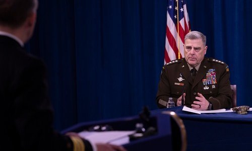 Glavni zapovjednik američke vojske se ispričao što je s Trumpom hodao do crkve