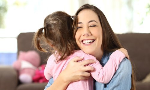 Znanstvenici su došli do zaključka što čini savršen zagrljaj