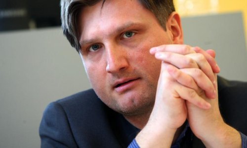 I Cvetojević meta prevaranta na Fini