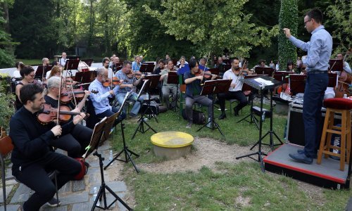 Koncert Zagrebačke filharmonije na Labuđem otoku za 95. rođendan Zoološkog vrta