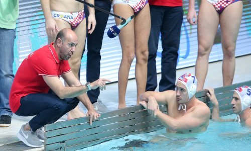 Hrvatska u prvoj utakmici nakon korone pred gledateljima deklasirala Crnu Goru, a o svemu se oglasio i izbornik Ivica Tucak