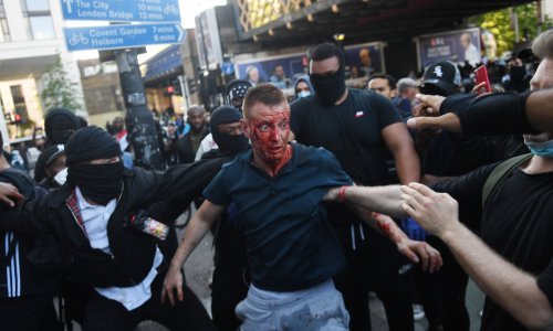 Više od 100 uhićenih nakon prosvjeda u Londonu