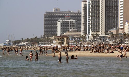 Restrikcije u Izraelu odsad i bez potvrde parlamenta: Zatvaraju se barovi, dvorane, kulturne ustanove...