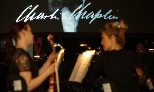 Zagrebačka filharmonija u Vukovar dovela Charlieja Chaplina i Fil(m)harmoniju