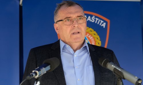 Capak: Zasad nećemo ograničavati broj ljudi na svadbama