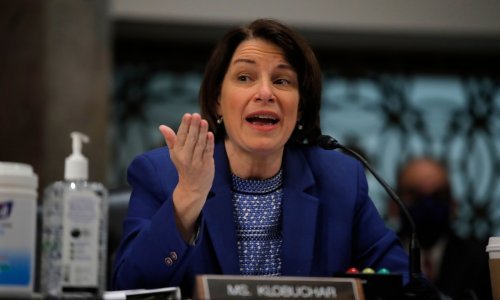 Senatorica Klobuchar se povlači iz potpredsjedničke utrke: 'Trenutak za tamnoputu kandidatkinju'