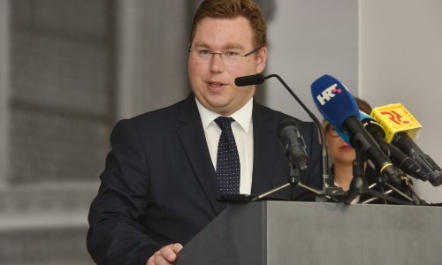 Pavić: Nije magla obnova bolnica, 20.000 zaposlenih u Slavoniji, Bernardić slabo vidi