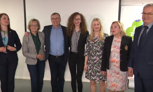 HZJZ brani Capaka koji se na znanstvenom skupu nije držao vlastitih mjera pa je sada u samoizolaciji