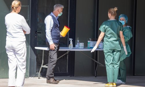 Troje novozaraženih u Dubrovačko-neretvanskoj županiji, još jedna zaražena osoba s kobne svadbe u Zagrebu