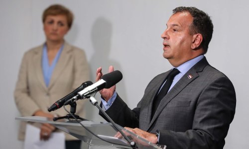 Beroš uvjerava: Znat ćemo upravljati i ovom krizom. Izbori? Ako situacija eskalira, uvest ćemo dodatne mjere