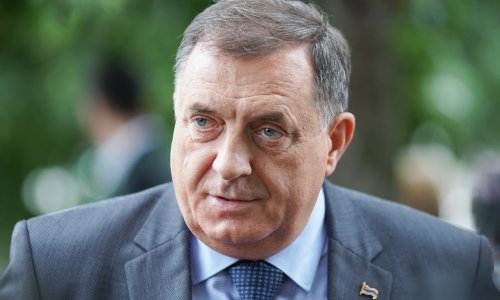 Dodik kaže da će tražiti deportaciju svih migranata iz BiH