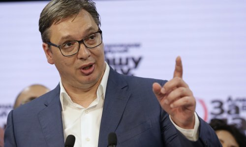 Srpski mediji: Vučić već večeras zatvara Beograd, vraća se i policijski sat