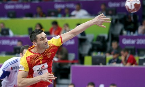 Rukometni kralj ne odustaje; hodajuća legenda, najbolji strijelac Lige prvaka svih vremena, odradit će još jednu sezonu