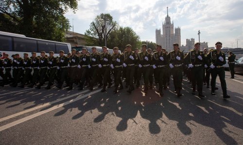 Vojna parada u Moskvi uoči referenduma o ostanku Putina na vlasti; dolazak otkazali Milanović, Macron, Xi Jinping...