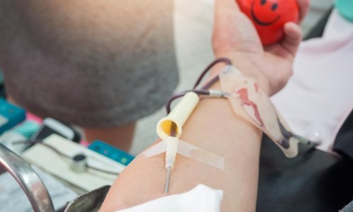 Traže se muškarci koji su preboljeli COVID-19: Donirajte plazmu jer je vaša krv bogata protutijelima