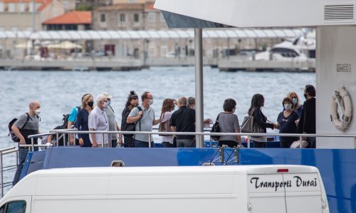 Queen Miri u Dubrovniku: Svi bruje o luksuznoj jahti najvećeg donatora Donalda Trumpa, milijardera Sheldona Adelsona