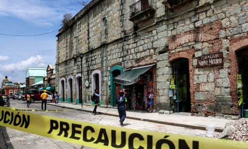 Razoran potres od 7,4 po Richteru u Meksiku uzeo najmanje šest života: 'Nismo mogli hodati, ulica je bila poput žvakaće gume'