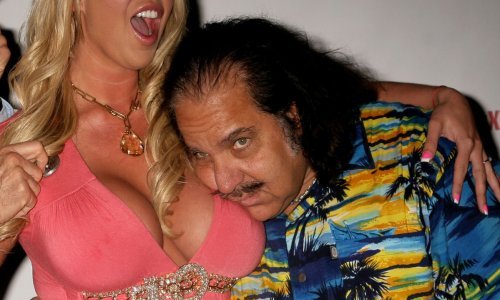 Porno glumac Ron Jeremy optužen za silovanje triju žena