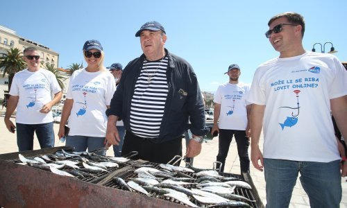 [FOTO] Kerum: Na sučeljavanju je od nas petero njih četvero na državnim jaslama. Oni nemaju krize. Mi imamo krizu