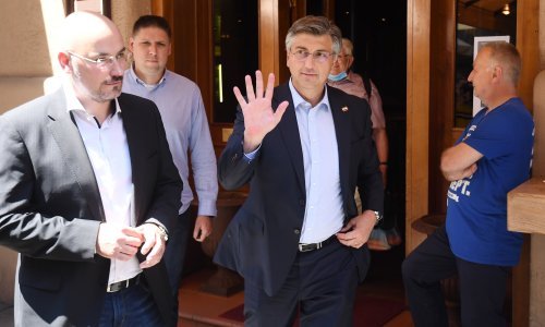 Plenković: Ostojić odlaskom u samoizolaciju radi neprimjeren teatar