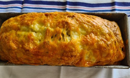 Za dane kad vam se jede nešto slano i fino imamo odličan recept za štrucu koja pršti okusima i mirisima