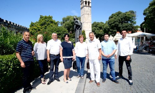 'Dosta je pljačke': Ne možemo graditi napredak na sintagmi 'ko je jamio, jamio'
