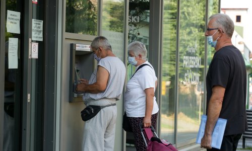 U vrijeme pandemije u Hrvatskoj umrlo manje ljudi nego prošle godine