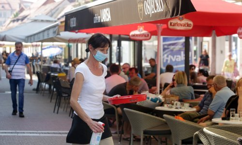Evo kako će sada izgledati život u Đakovu: Obavezni popisi uzvanika i kontrolirani uvjeti na bazenu