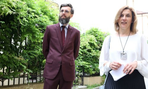 [VIDEO] Građanska inicijativa Narod odlučuje: Mnogim građanima otežano ostvarivanje biračkoga prava