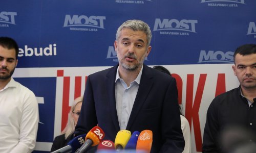 Raspudić: U poplavi predizbornog licemjerja prednjači spot Pupovca