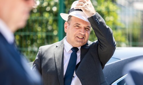 Beroš: Novog 'lockdowna' ne bi smjelo niti trebalo biti jer to ekonomija ne može preživjeti na duže vrijeme