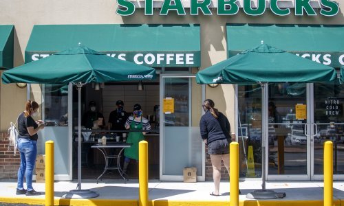 Barista odbio poslužiti gošću bez maske pa dobio napojnicu od 100.000 dolara