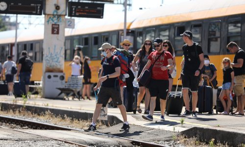 Prvi češki vlak s 500 turista stigao u Rijeku: Kasnio sat vremena zbog detaljne granične kontrole