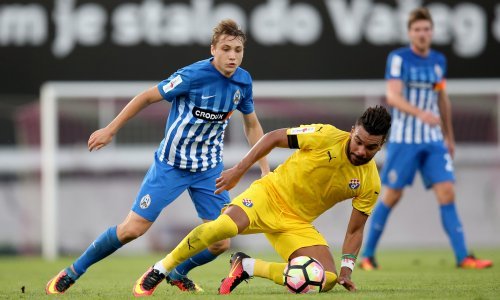 'Hat-trick' Soudanija, Lokomotiva se potpuno raspala