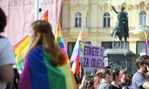 Zagreb Pride: Boji li se Malenica da bi u nedjelju HDZ izgubio poneki glas da je usluga e-vjenčanja uvedena i za životne partnere