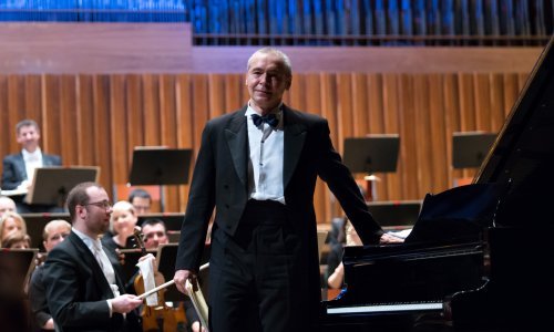 'Zaboravite sve ružno! Corona? Tremolo? Ne!' Lisinski najavio novu sezonu, donosi 12 koncerata, a nastupa i Ivo Pogorelić