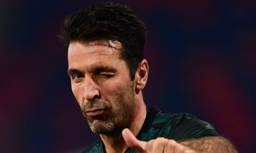 Legendarni Gianluigi Buffon pred rušenjm rekorda koji se donedavno činio nedostižnim; iza sebe ostavlja ikonu AC Milana