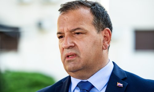 Beroš: Nadam se da ćemo uskoro imati 50 posto jeftinije testove na tržištu
